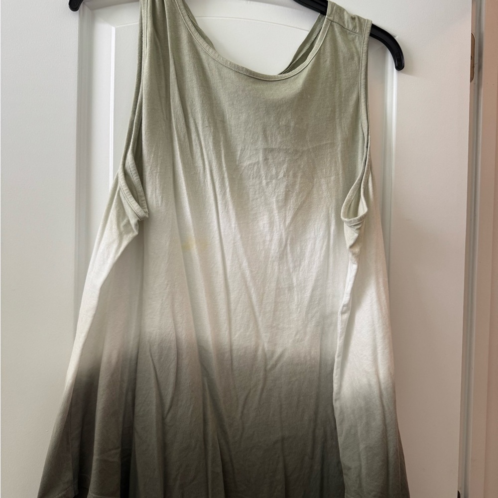 3/$10 Plus Size green Terra Sky Stylish Ombre Sleeveless Top